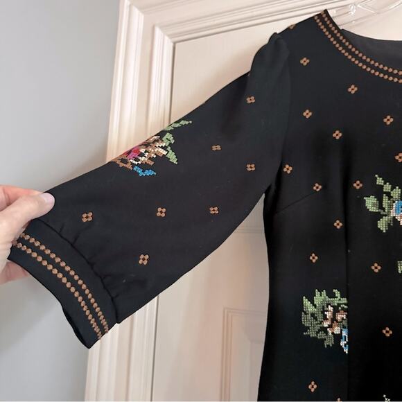 BCBG Maxazria Embroidered Dress Black Boho Sheath Statement Western BCBG Small - Picture 4 of 12